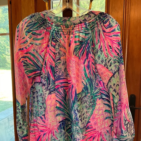 Lilly Pulitzer Pineapple Print Silky Blouse - Picture 5 of 7